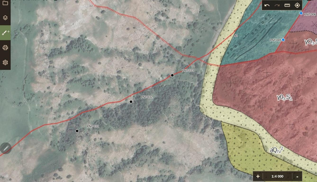 Fault trace displayed on the map after saving.